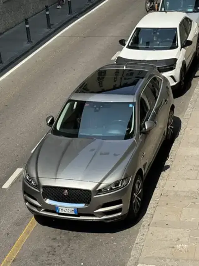 Jaguar F-Pace