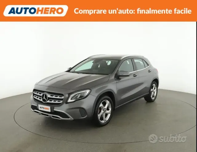 Mercedes-Benz GLA (X156)