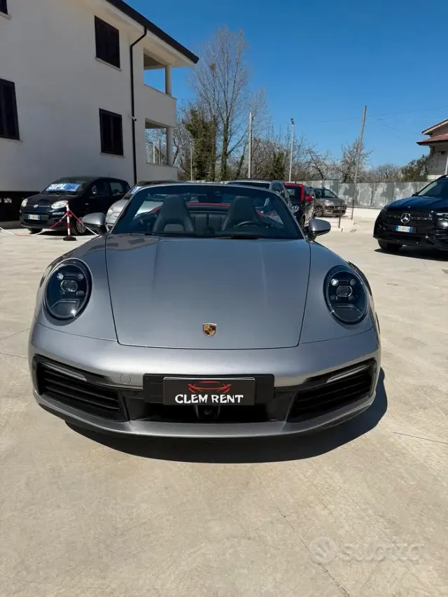 Porsche 911 (992)