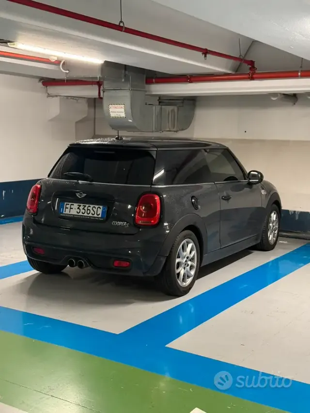 MINI Mini 4ª serie (F56)