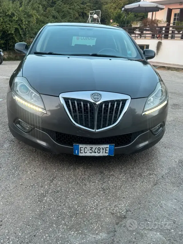 Lancia Delta (2008-2015)