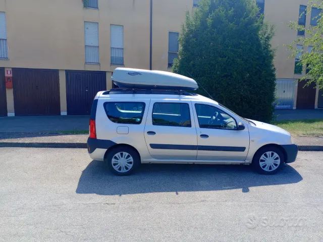 Dacia Logan 1ª serie