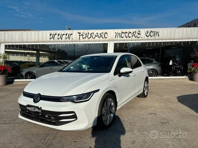 Volkswagen Golf 8ª serie