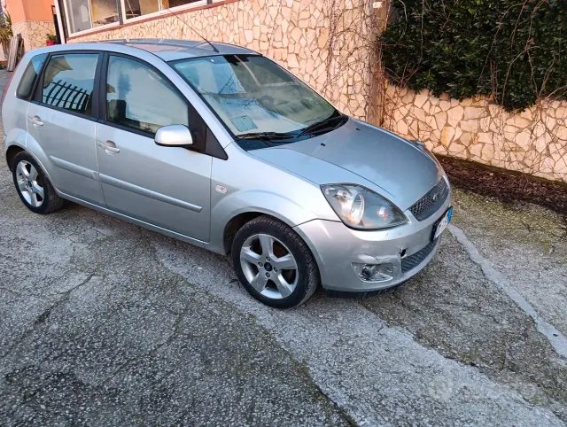 Ford Fiesta 5ª serie