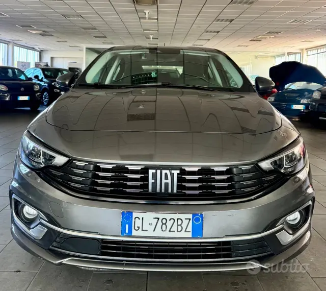 Fiat Tipo (2015-->)