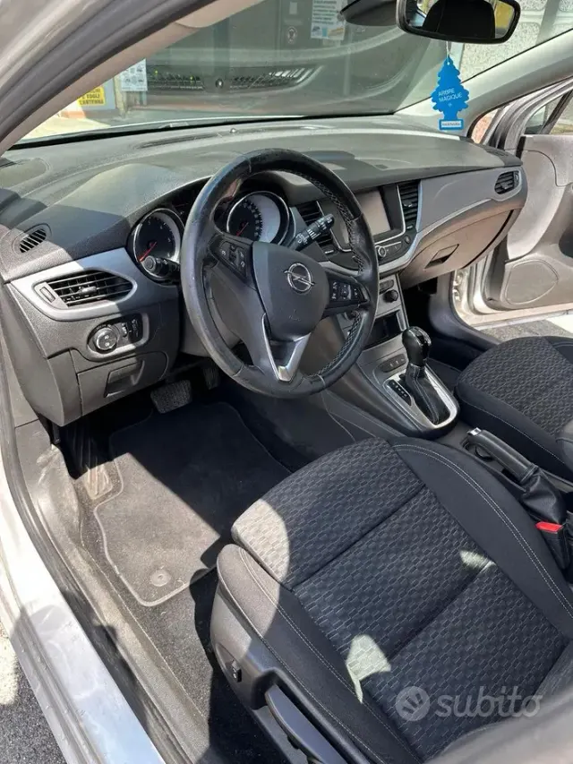 Opel Astra 5ª serie