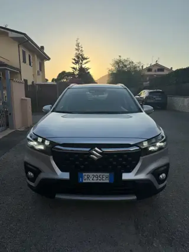 Suzuki S-Cross