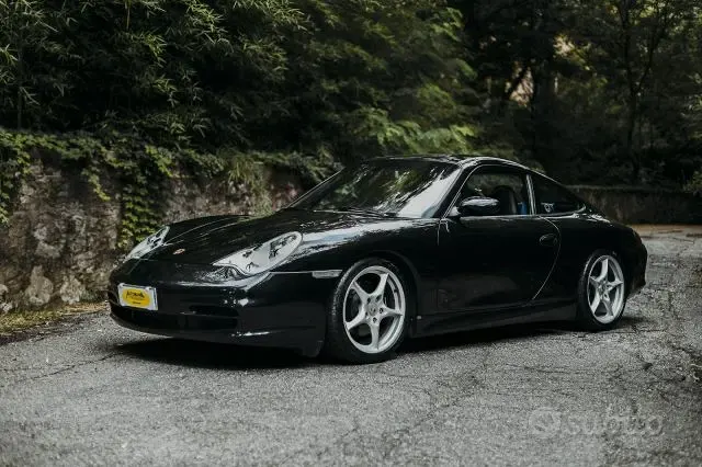 Porsche 911 (996)