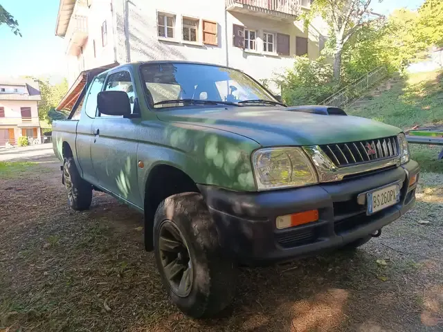 Mitsubishi L200