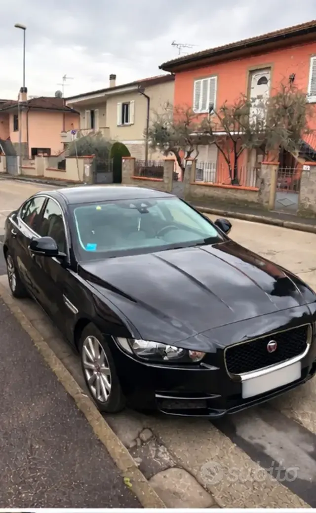 Jaguar XE (X760)