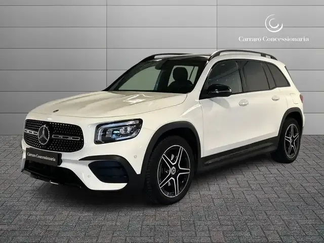 Mercedes-Benz GLB 180