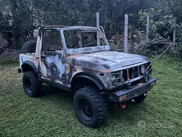 Suzuki Samurai
