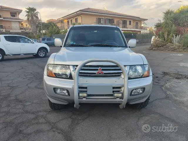 Mitsubishi Pajero (2000-2007)