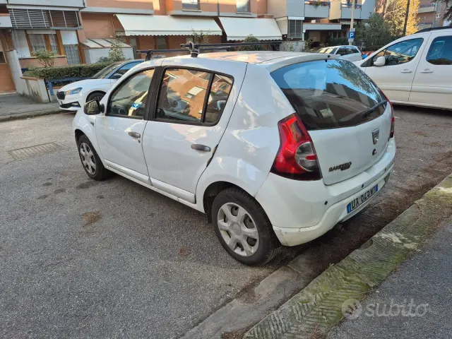 Dacia Sandero 1ª serie
