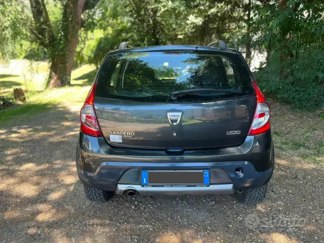 Dacia Sandero 1ª serie