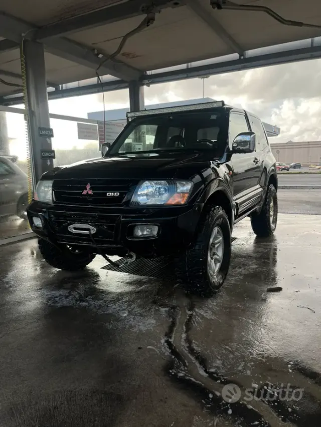 Mitsubishi Pajero (2000-2007)