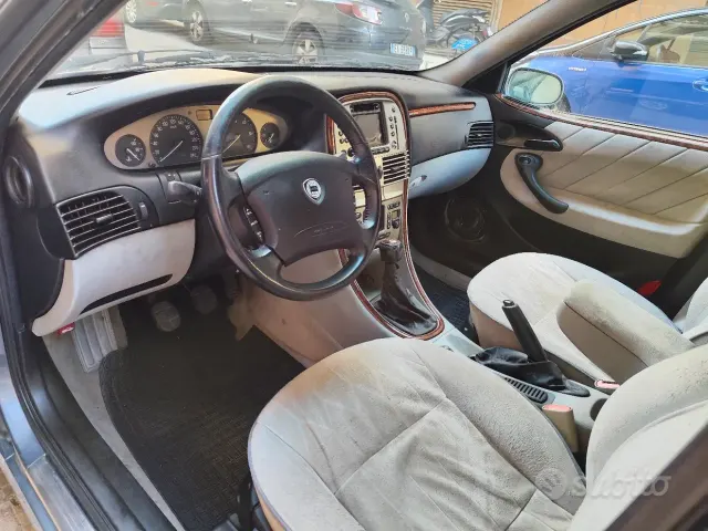 Lancia Lybra