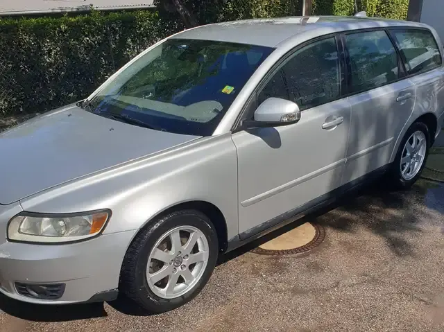 Volvo V50