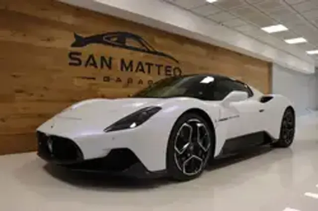 Maserati MC20