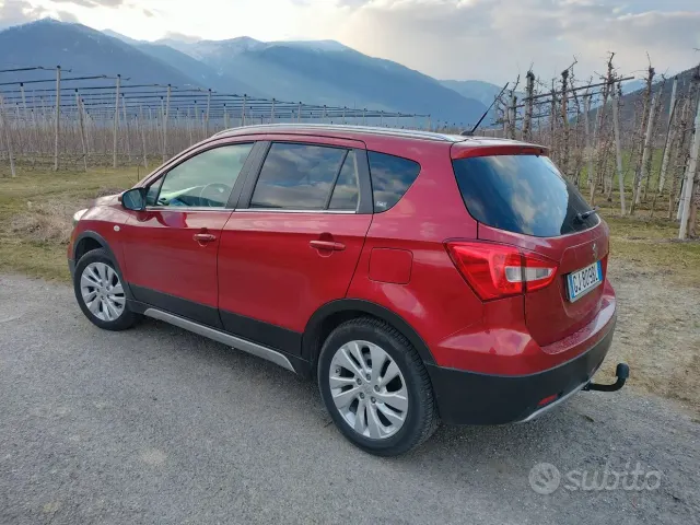 Suzuki S-Cross