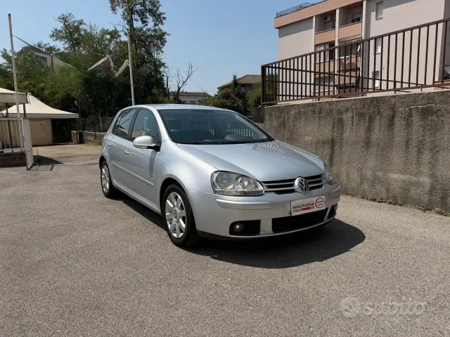 Volkswagen Golf 5ª serie