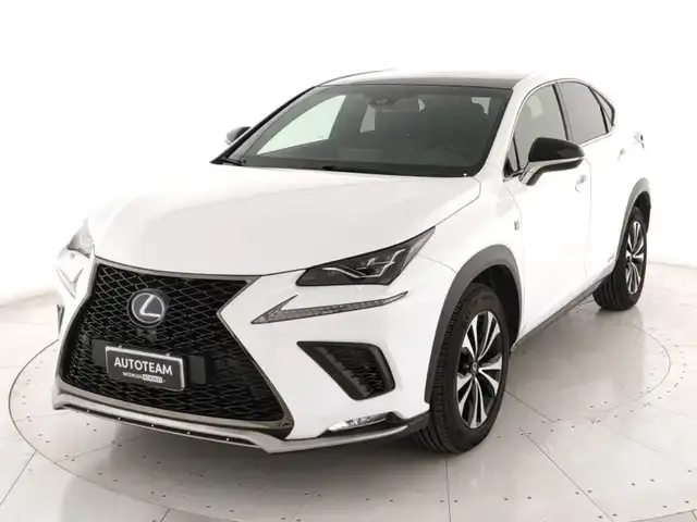 Lexus NX 300h
