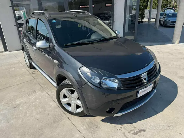 Dacia Sandero 1ª serie