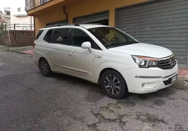 SsangYong Rodius
