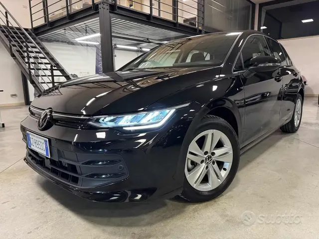Volkswagen Golf 8ª serie
