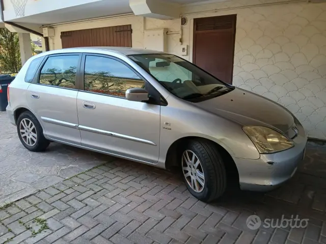 Honda Civic 7ª serie