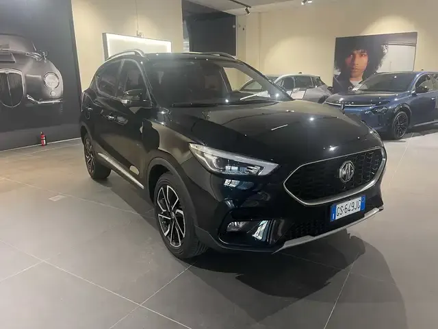 MG ZS