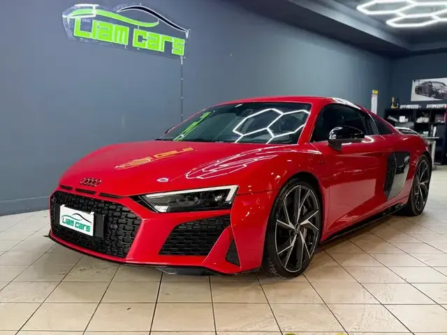 Audi R8