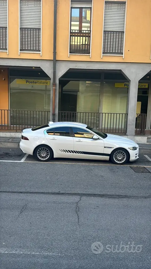 Jaguar XE (X760)