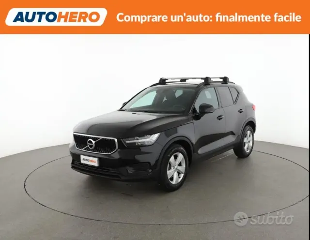 Volvo XC40 (2017-->)