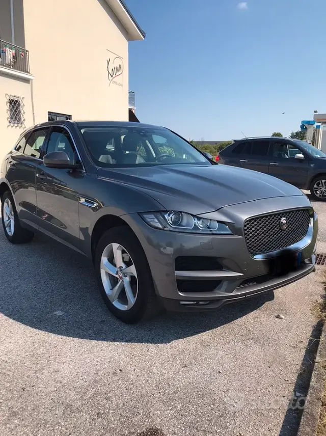 Jaguar F-Pace (X761)