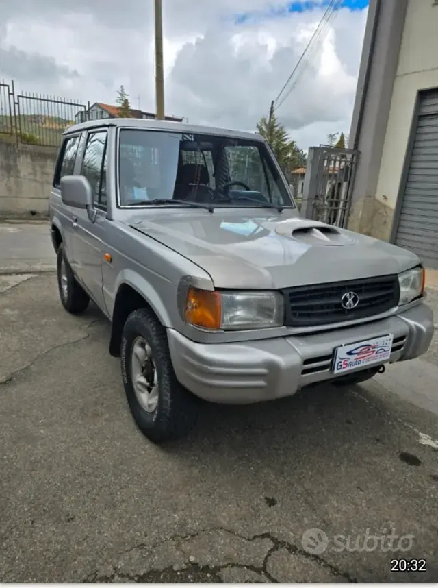 Hyundai Galloper