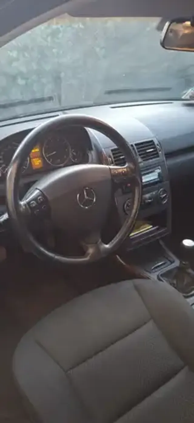 Mercedes-Benz A 150