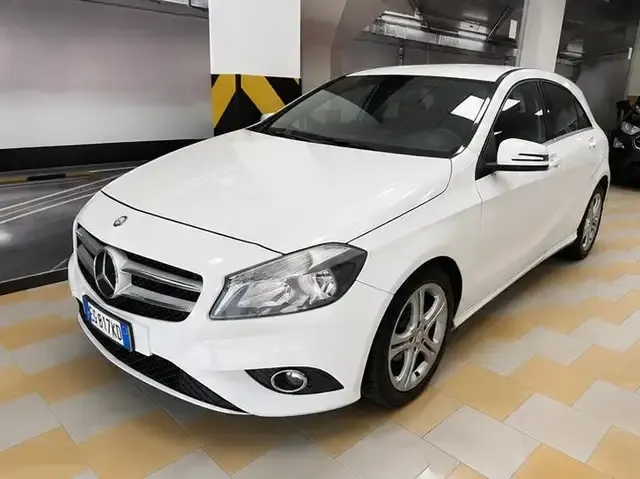 Mercedes-Benz A 180