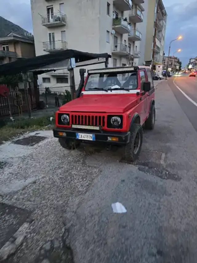 Suzuki SJ 413