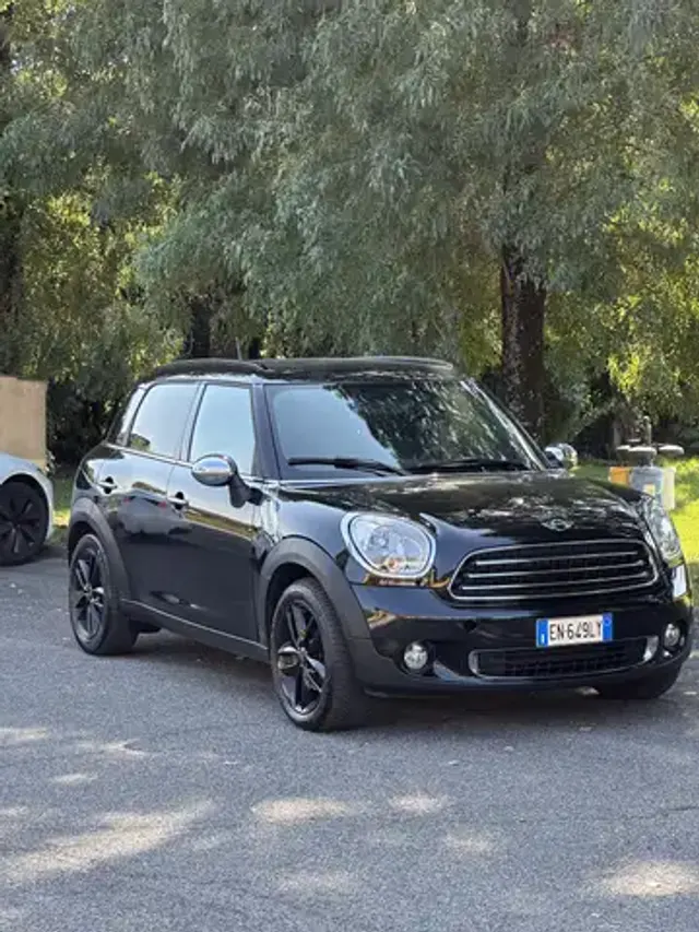 MINI Countryman D