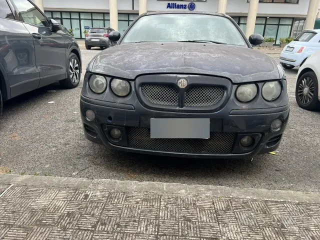 Rover 75