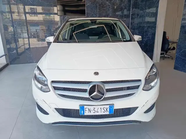 Mercedes-Benz B 160