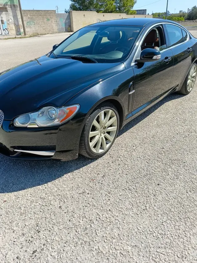 Jaguar XF 1ª serie (X250)
