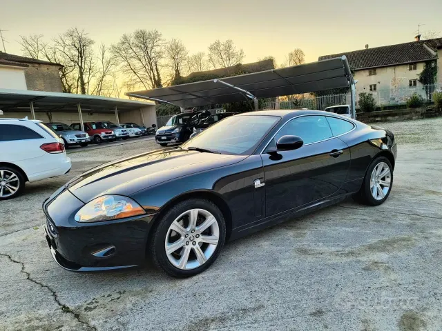 Jaguar XK/XKR (X150)