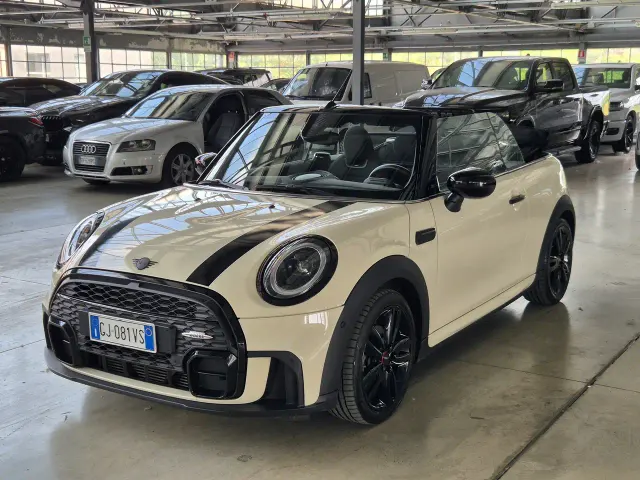 MINI Cooper Cabrio