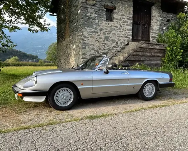 Alfa Romeo Spider