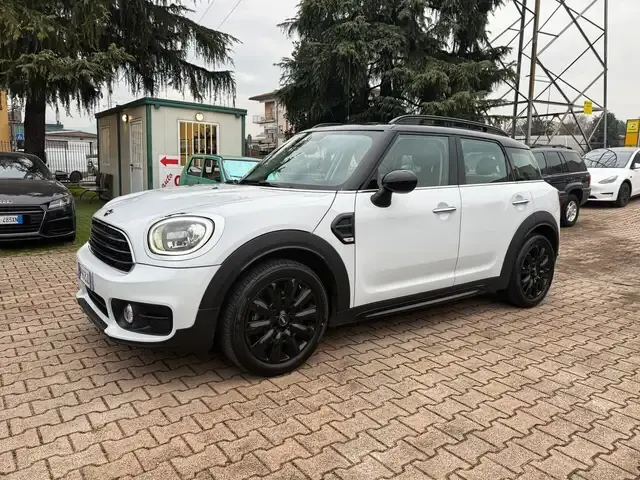 MINI Cooper D Countryman