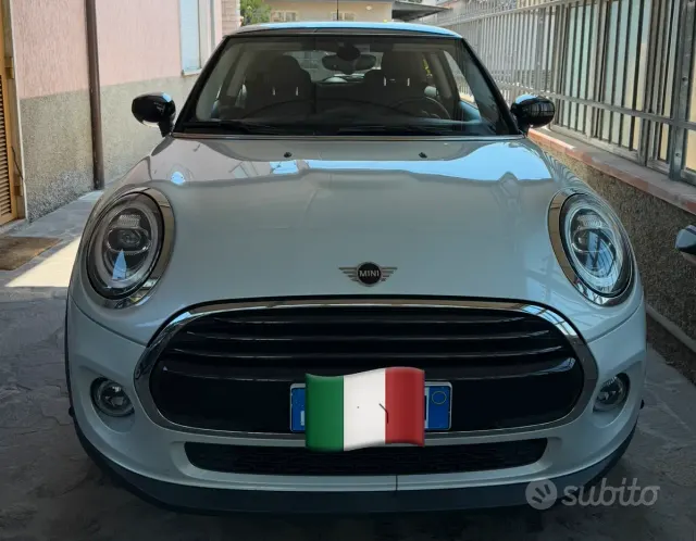 MINI Mini 4ª serie (F56)