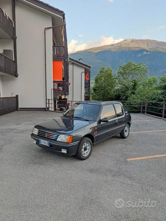 Peugeot 205