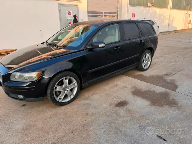 Volvo V50 (2003-2012)